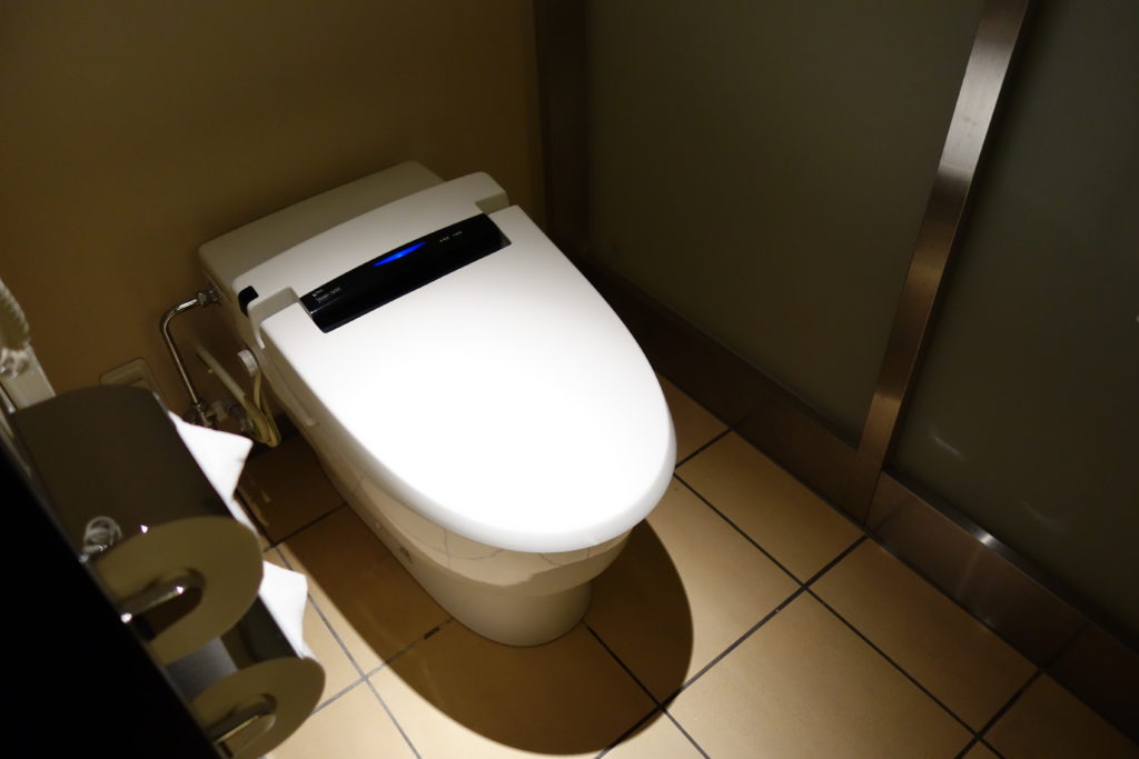 ANAクラウンプラザホテル沖縄ハーバービュートイレ