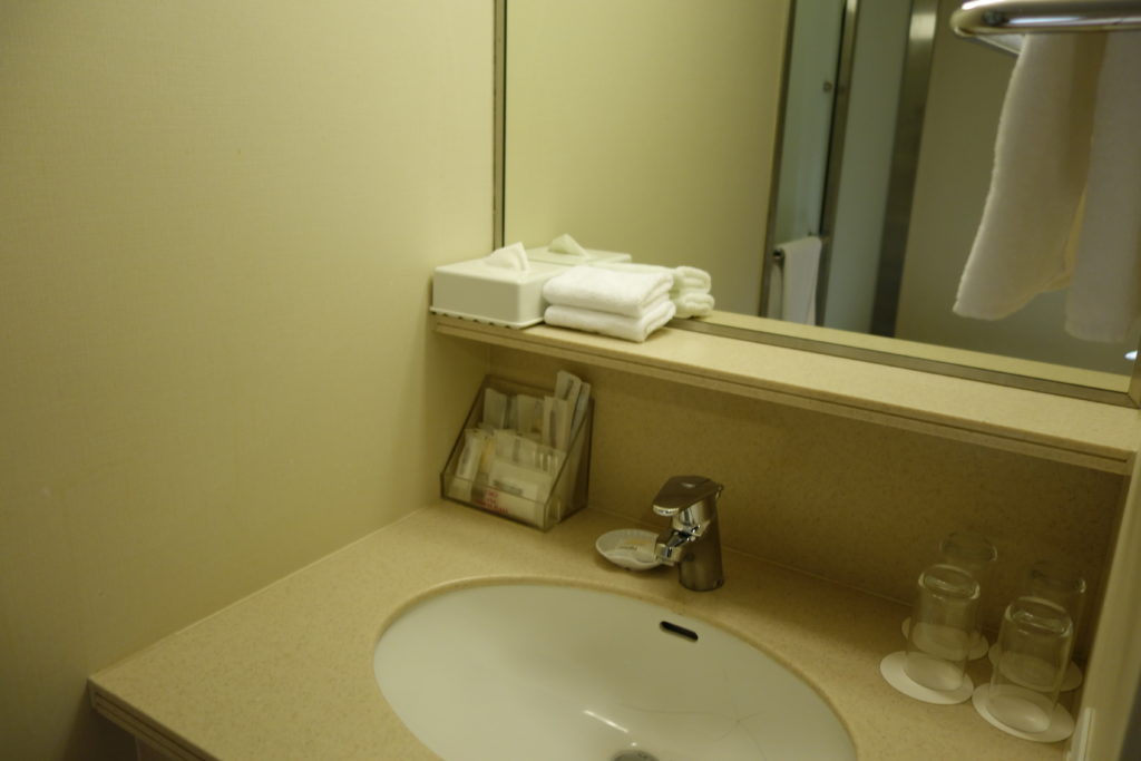 ANAクラウンプラザホテル沖縄ハーバービュー洗面台