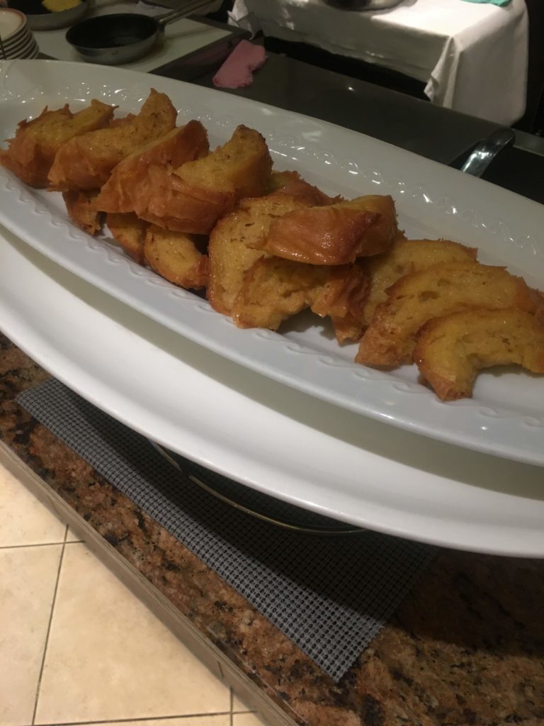 ANAクラウンプラザホテル沖縄ハーバービュー朝食フレンチトースト