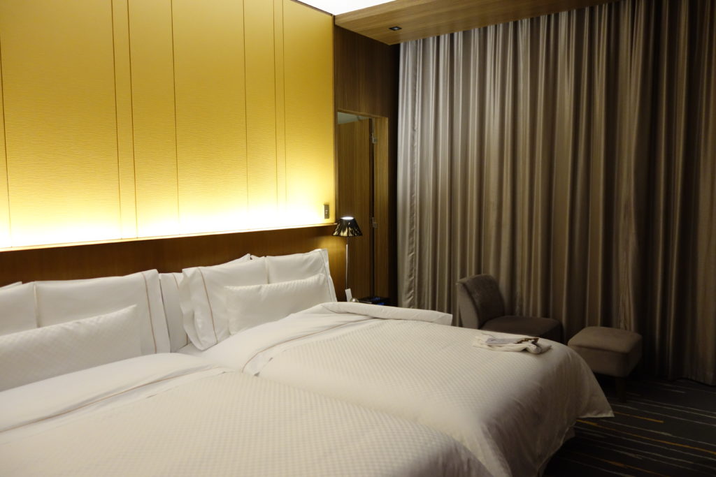 ウェスティンホテル仙台お部屋ベッド