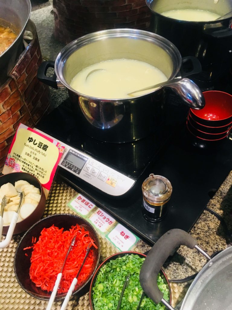 ホテルロコアナハ朝食ゆし豆腐