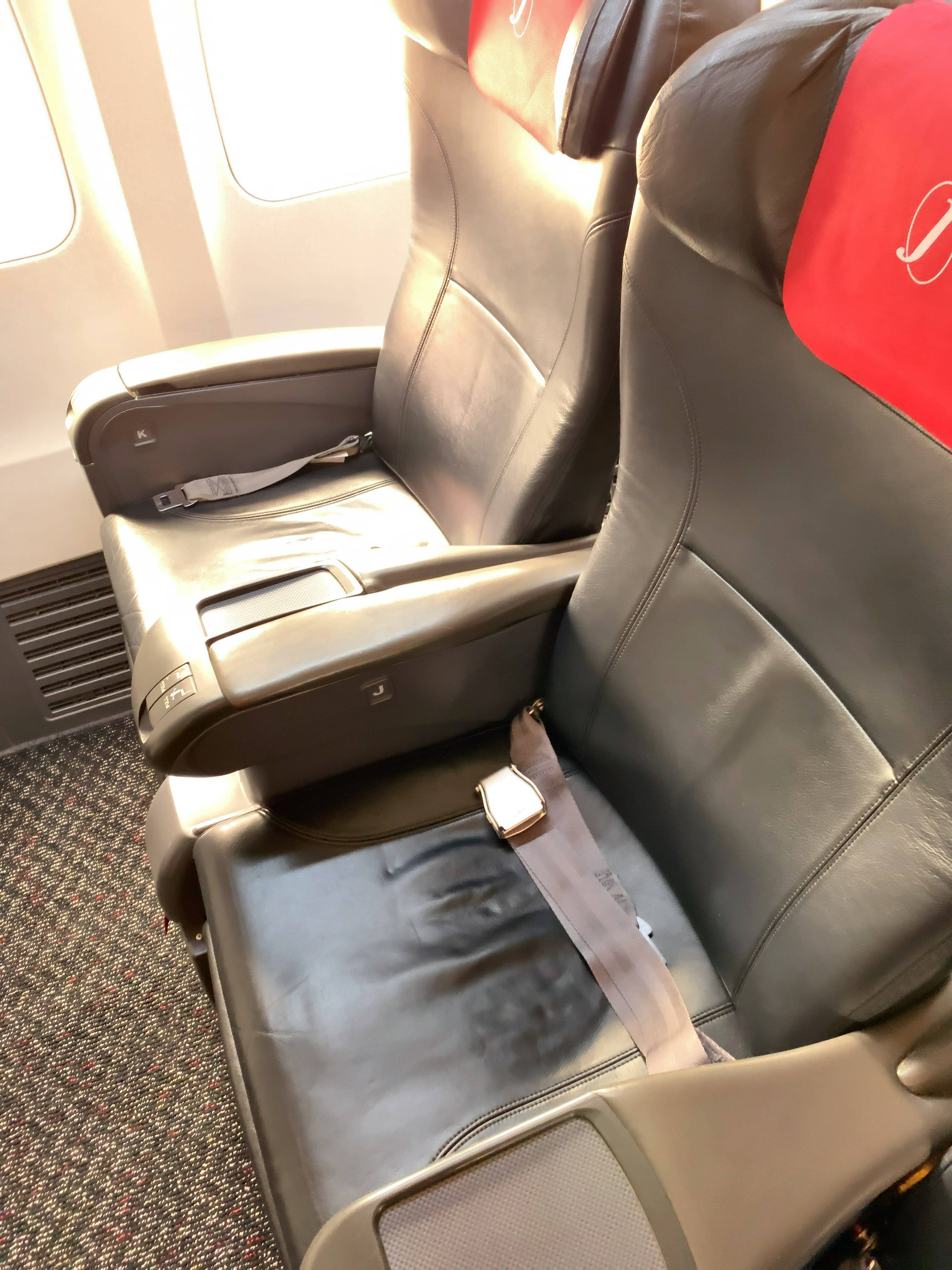 たった1000円で別世界の快適性 Jalのクラスjはコスパ抜群 Mayotano