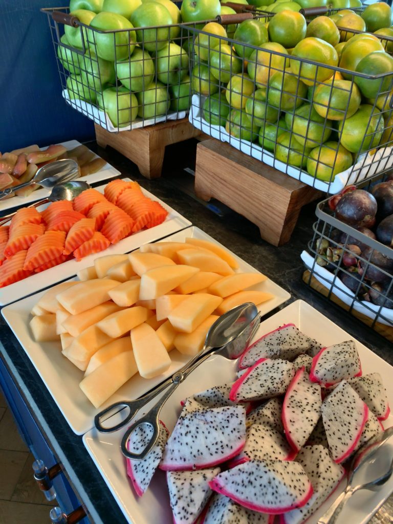バンコク・マリオットホテル・ザ・スリウォンラウンジ朝食フルーツ