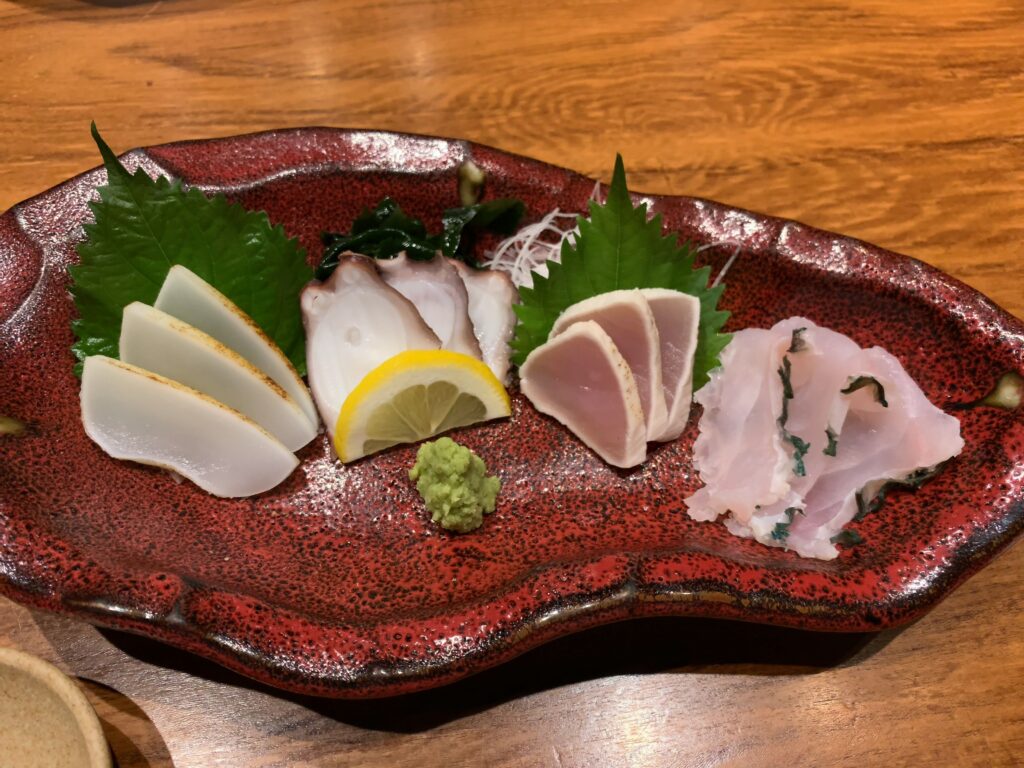 銀座six近くの竹富島で沖縄料理と泡盛を楽しむ 沖縄はお魚もおいしい Mayotano